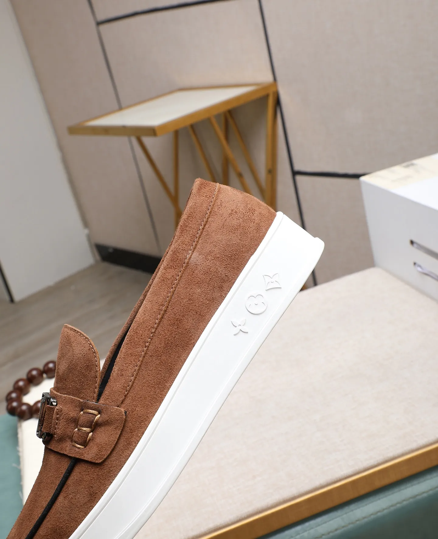 Men's shoes 💰440 📛📛【LOUIS VUITTON】Louis Vuitton official website synchronized new products 👟Milan fashion catwalk style 🇰🇾🇰🇾LV family logo, celebrity style, a must-have for fashionistas ⚠️First-layer calfskin ➕Genuine leather lining ➕Official website original version special outsole 👞Number 38-44